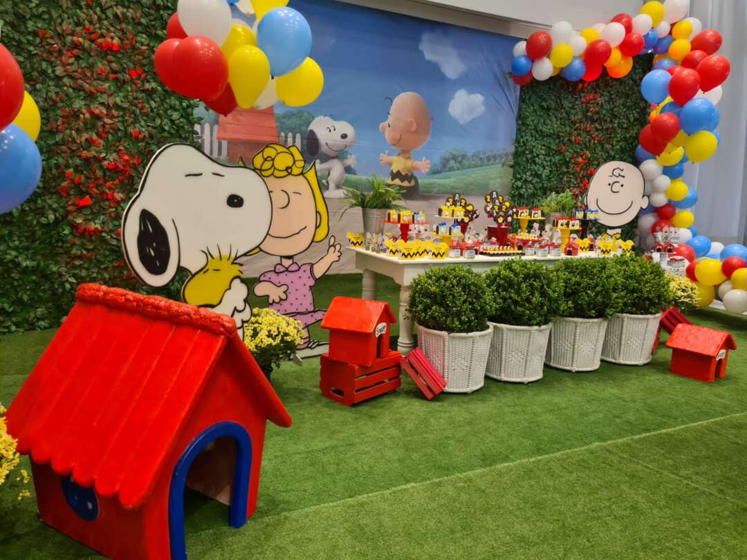 Snoopy & Charlie Brown - Dreamland Buffet